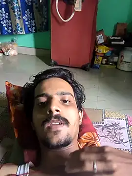 Snapshot of Sushant001 chatting on 10/15/25, 03:50 Sushant001 online show from 10/15/25, 03:50