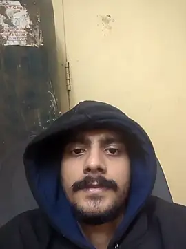 Snapshot of Sushant001 chatting on 12/16/25, 08:58 Sushant001 online show from 12/16/25, 08:58