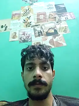 Snapshot of Sushant001 chatting on 12/22/25, 06:16 Sushant001 online show from 12/22/25, 06:16