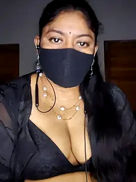 Snapshot of Telugu--Nadhini143 chatting on 10/24/25, 01:40 Telugu--Nadhini143 online show from 10/24/25, 01:40