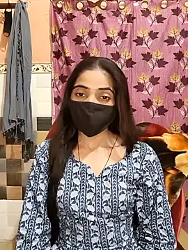 Snapshot of Cute_Manju01 chatting on 10/17/25, 03:42 Cute Manju01 online show from 10/17/25, 03:42