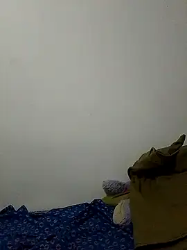 Snapshot of Amorrochyz chatting on 10/05/25, 07:17 Amorrochyz online show from 10/05/25, 07:17