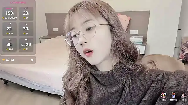 nini a online show from 11/18/25, 08:52