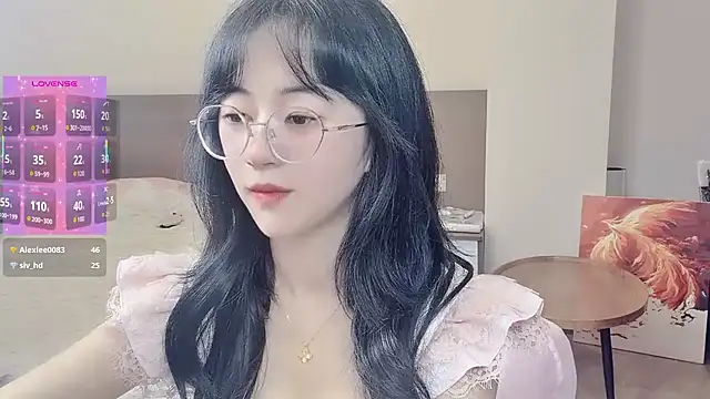nini a online show from 04/11/26, 11:36