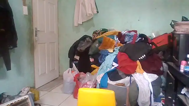 Nicky52 online show from 10/11/25, 04:33