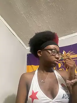 HennessyBaby21 online show from 10/06/25, 09:12