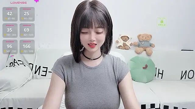 Snapshot of uikyy1 chatting on 09/17/25, 05:58 uikyy1 online show from 09/17/25, 05:58