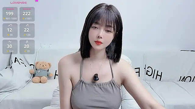 Snapshot of uikyy1 chatting on 10/19/25, 08:37 uikyy1 online show from 10/19/25, 08:37