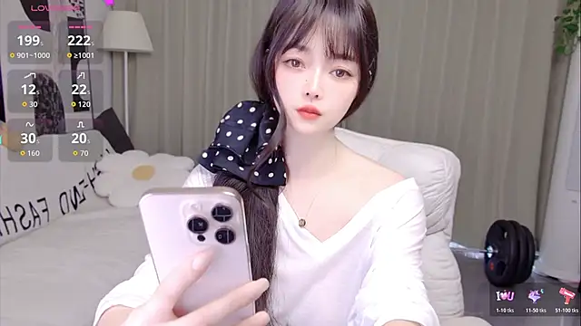 uikyy1 online show from 04/10/26, 07:02