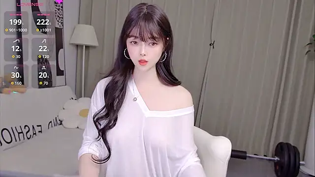 uikyy1 online show from 04/23/26, 01:13