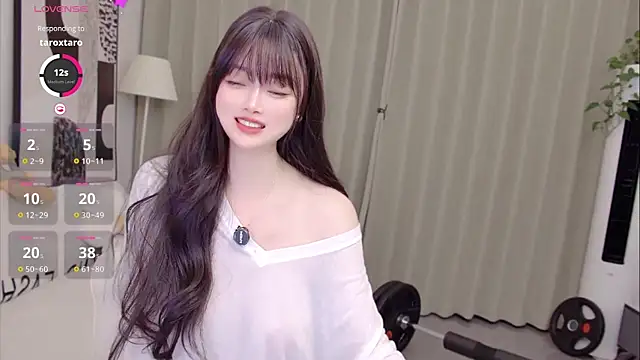 Snapshot of uikyy1 chatting on 06/24/26, 06:07 uikyy1 online show from 06/24/26, 06:07