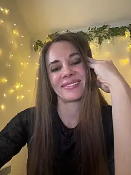 LucieMack online show from 03/25/26, 07:42