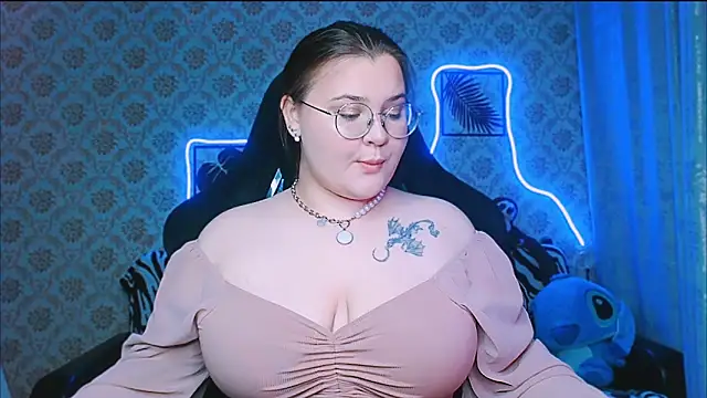 InLoveWithLife26 online show from 09/15/25, 08:09