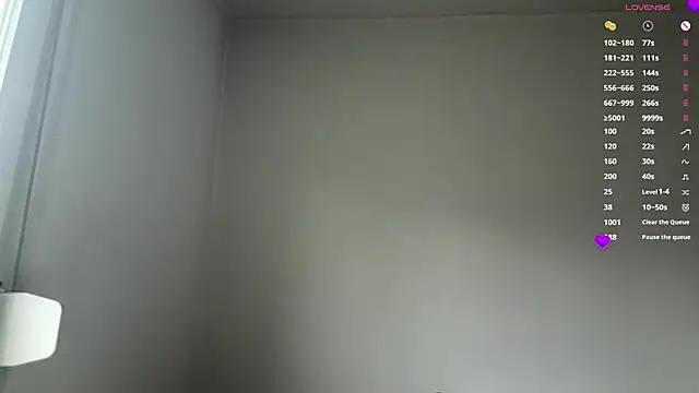 MaydaCornwall online show from 12/18/25, 07:58