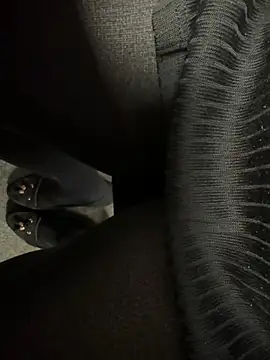 HiddenHoneyLDN online show from 09/10/25, 02:50