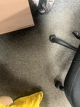 HiddenHoneyLDN online show from 10/23/25, 08:57