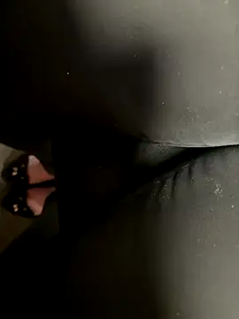 HiddenHoneyLDN online show from 10/28/25, 03:47