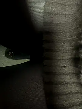 HiddenHoneyLDN online show from 11/14/25, 01:54