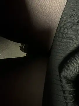 HiddenHoneyLDN online show from 01/15/26, 03:38