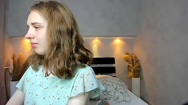 Camilla Kelly online show from 09/25/25, 12:36