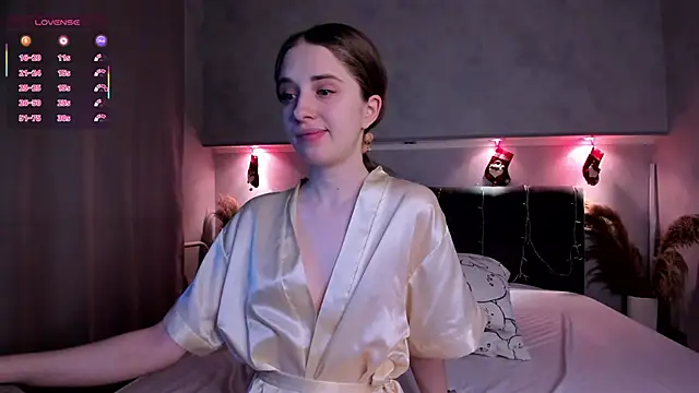 Camilla Kelly online show from 02/10/26, 01:10