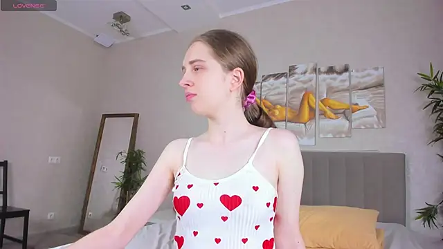 Camilla Kelly online show from 04/17/26, 01:08