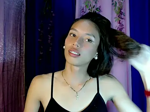 Snapshot of cyd_twink chatting on 11/03/25, 10:05 cyd twink online show from 11/03/25, 10:05