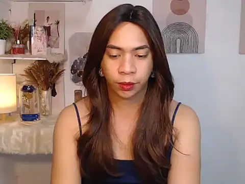 Snapshot of Ursexy_ngaw chatting on 11/28/25, 05:48 Ursexy ngaw online show from 11/28/25, 05:48