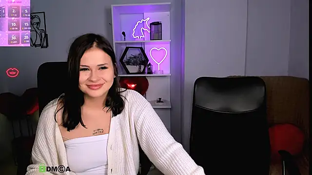 Snapshot of lau_ra_queen chatting on 11/26/25, 10:22 lau ra queen online show from 11/26/25, 10:22