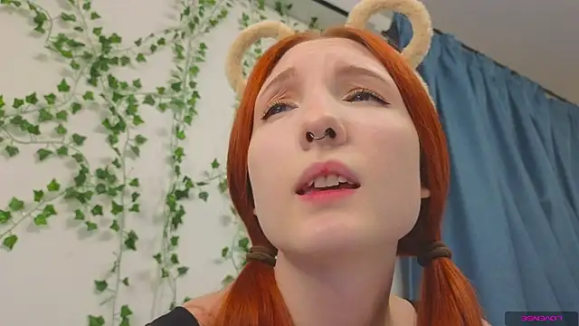 Snapshot of Olivia_Rid_ chatting on 11/18/25, 08:46 Olivia Rid online show from 11/18/25, 08:46