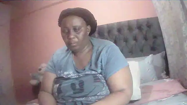 HUGEASSXXXXX online show from 03/22/26, 04:27