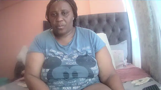 HUGEASSXXXXX online show from 03/24/26, 05:56