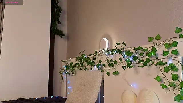 BlushinBloom online show from 02/17/26, 06:32