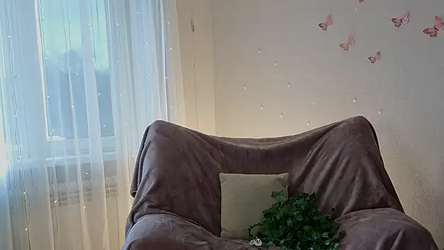 BlushinBloom online show from 04/08/26, 05:51