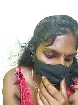 Snapshot of Honey_rosetamil chatting on 04/18/26, 06:12 Honey rosetamil online show from 04/18/26, 06:12