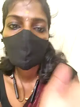 Snapshot of Honey_rosetamil chatting on 05/01/26, 11:09 Honey rosetamil online show from 05/01/26, 11:09