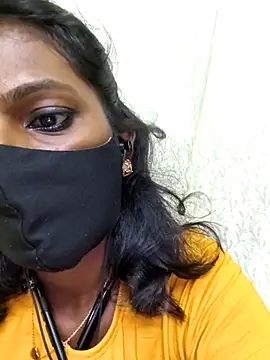 Snapshot of Honey_rosetamil chatting on 05/04/26, 06:37 Honey rosetamil online show from 05/04/26, 06:37