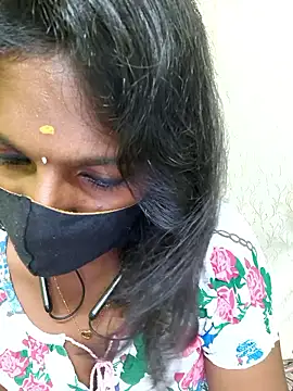 Snapshot of Honey_rosetamil chatting on 05/24/26, 12:10 Honey rosetamil online show from 05/24/26, 12:10
