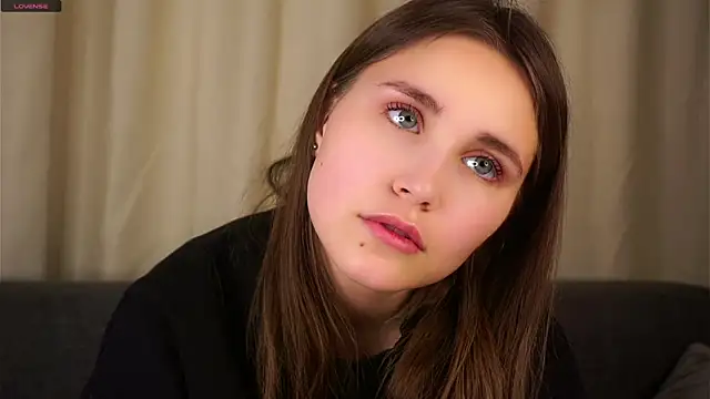 EthalFlowers online show from 11/26/25, 12:22