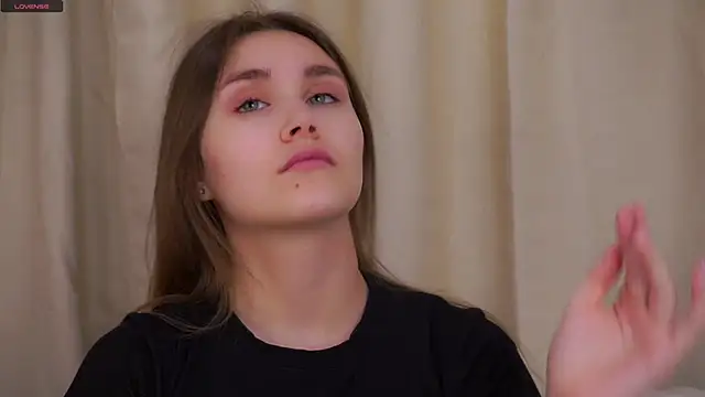 EthalFlowers online show from 12/16/25, 11:32