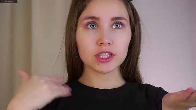 EthalFlowers online show from 12/17/25, 11:33