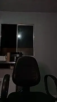 Snapshot of indiazinhabella27 chatting on 01/17/26, 10:13 indiazinhabella27 online show from 01/17/26, 10:13