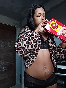 Snapshot of indiazinhabella27 chatting on 02/28/26, 11:00 indiazinhabella27 online show from 02/28/26, 11:00