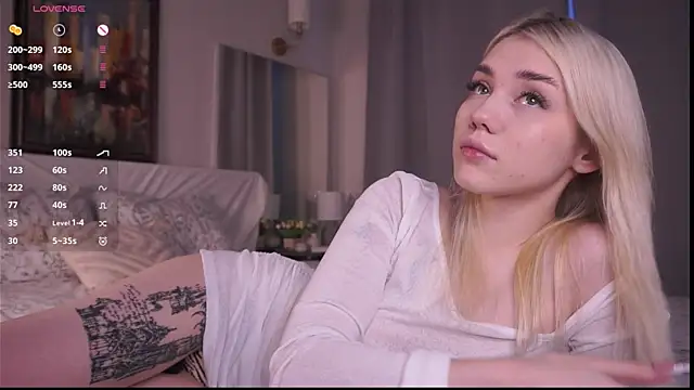 LilianBenskin online show from 12/20/25, 06:31