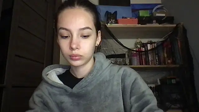 Yuna5343 online show from 11/06/25, 09:05