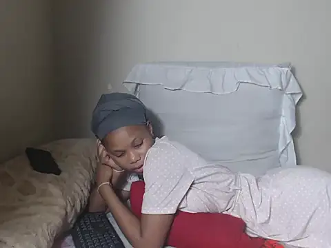  SweetLips  online show from 10/30/25, 10:32