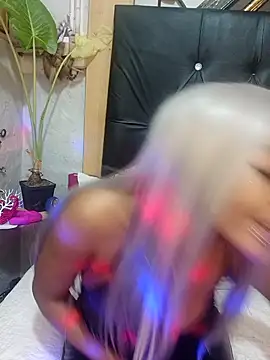 Juicy Candy-Reloaded online show from 04/16/26, 10:12