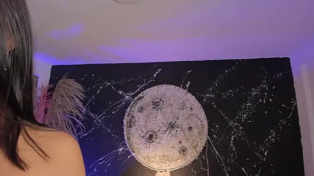 Snapshot of ShaniaDaniels chatting on 11/27/25, 10:12 ShaniaDaniels online show from 11/27/25, 10:12