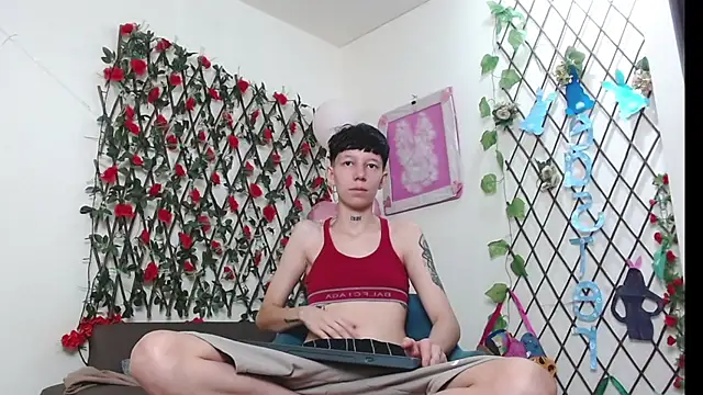 LiamBrown09 online show from 04/16/26, 07:47