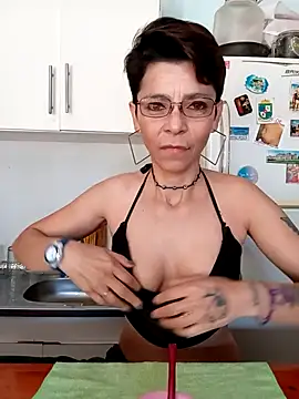 Lulypsicologasexual online show from 10/07/25, 01:19